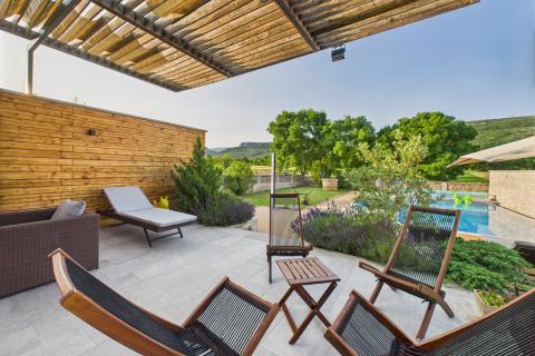 Imotski, Donji Proložac, Autohtona kuća sa bazenom, virtualna šetnja