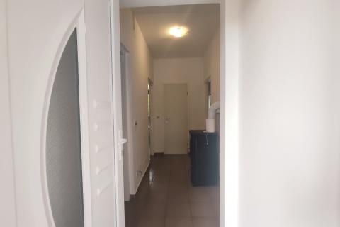 Appartamento Plaški, 55m2