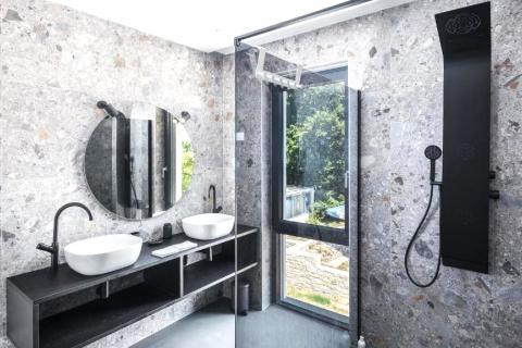 Istra,Kaštel-Samostojeća moderna vila  