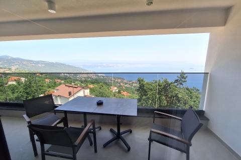Appartamento Dobreć, Opatija - Okolica, 80m2