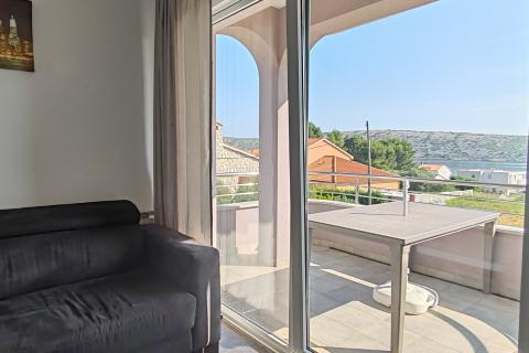 Rab, Barbat - stan s dvije stambene jedinice