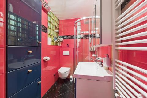 Donja Stubica - dvojna kuća s okućnicom