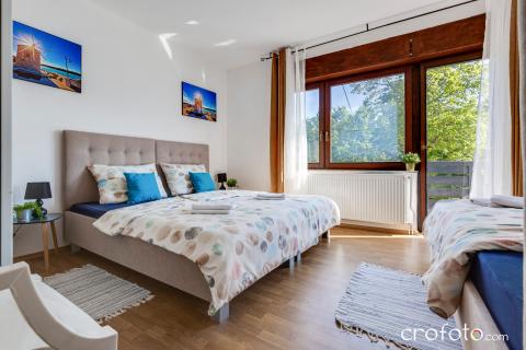 Haus Drežnik Grad, Rakovica, 400m2