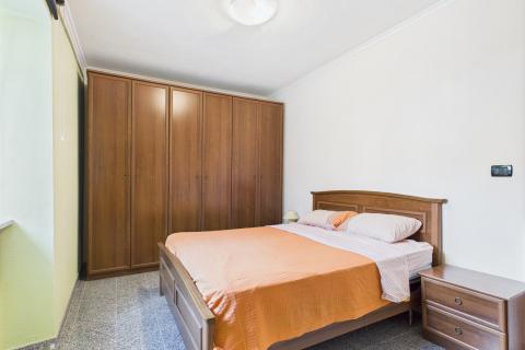 Crikvenica, Selce – Haus mit zwei Wohnungen im Zentrum