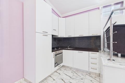 Crikvenica, Selce – Haus mit zwei Wohnungen im Zentrum