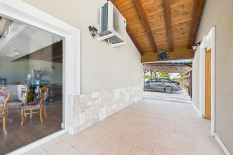 House Štokovci, Svetvinčenat, 248m2