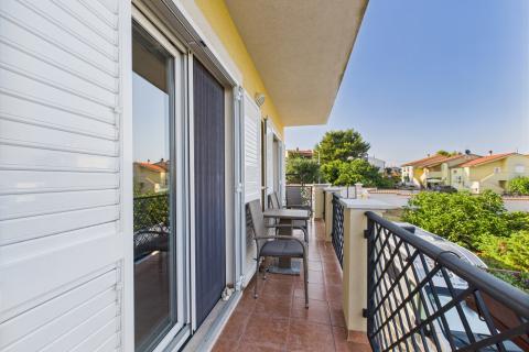 Istria, Ližnjan-three-bedroom apartment with balcony and parking, 1st floor