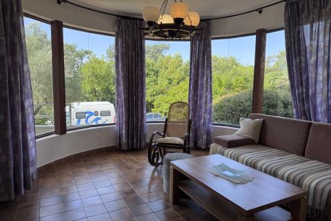 Grad Krk - kuća prvi red do mora