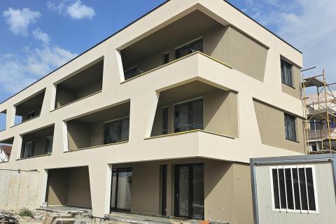 Istra, Umag okolica- stan prizemlje s vrtom novogradnja