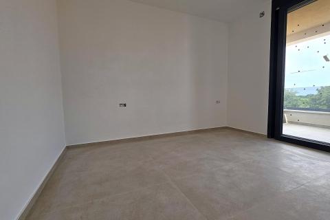 Istra, Umag okolica- stan prizemlje s vrtom novogradnja