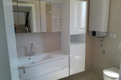 Istra,Medulin,dvoetažni stan sa bazenom