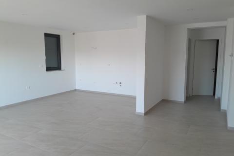 Istra,Medulin,dvoetažni stan sa bazenom