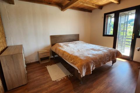 Popovača, Gračenica, kuća 150m2, vinograd, šuma