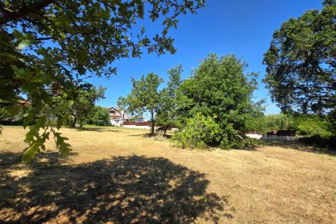 Istra,Brtonigla-Zemljište za gradnju u srcu Istre