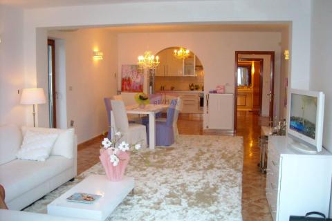 Opatija - stan s apartmanom na mirnoj lokaciji, pogled