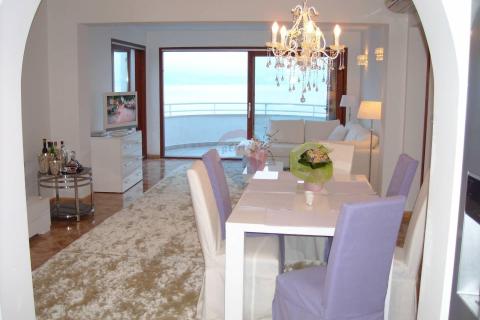 Opatija - stan s apartmanom na mirnoj lokaciji, pogled