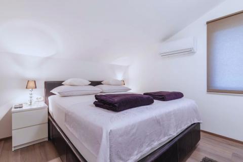 Novi Vinodolski – Zweizimmerwohnung in Begehrter Lage