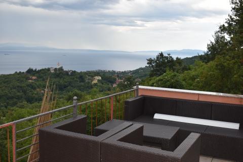 Condo/Apartment Kučeli, Matulji, 100m2