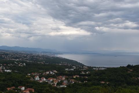 Condo/Apartment Kučeli, Matulji, 100m2