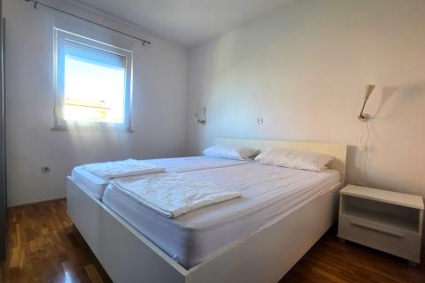 Istra,Novigrad-Stan za dugoročni najam 