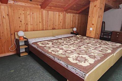 Rab, Supetarska Draga - kuća s restoranom, prvi red do mora