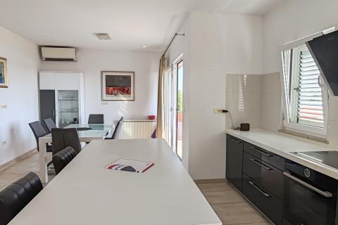 Rab, Barbat - prostrani stan, blizina plaže