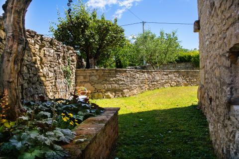 ISTRA, KANFANAR - Bellissima Casa in Pietra Istriana Autentica