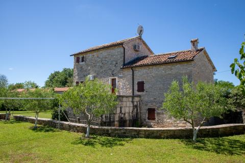 ISTRA, KANFANAR - Bellissima Casa in Pietra Istriana Autentica