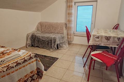 Rab, Barbat - kuća, blizina plaže