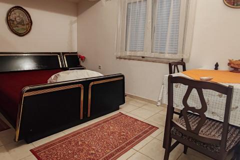 Rab, Barbat - kuća, blizina plaže