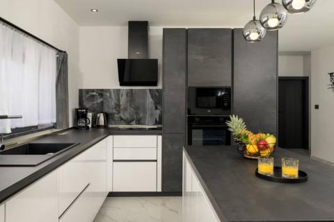 Istria, Žminj - Moderna casa a un piano con piscina, palestra e sauna