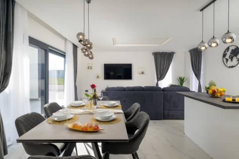 Istria, Žminj - Moderna casa a un piano con piscina, palestra e sauna