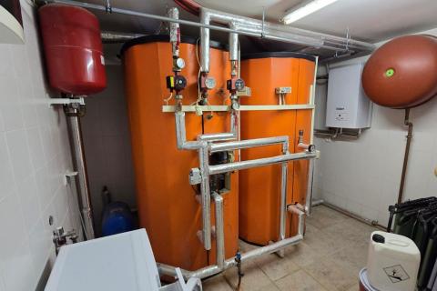 Istra,Rovinj,kuća u šumici do mora,parking,6 apartmana