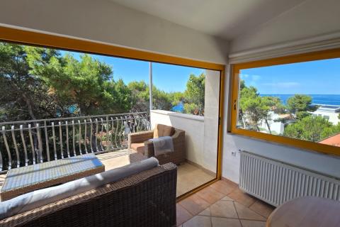 Istra,Rovinj,kuća u šumici do mora,parking,6 apartmana