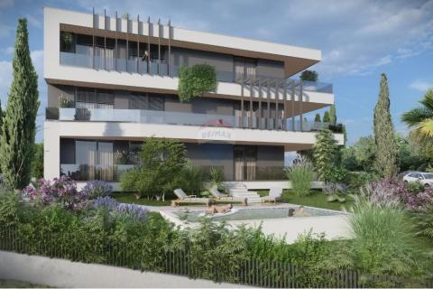 Rovinj, Luxury Apartment in a Villa with Sea View S2