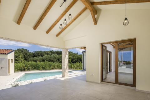 ISTRA, TINJAN Kvalitetna kuća za odmor 160 m2 s bazenom 