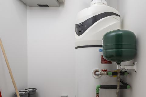 ISTRA, TINJAN Kvalitetna kuća za odmor 160 m2 s bazenom 