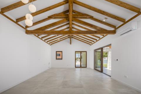 ISTRA, TINJAN Kvalitetna kuća za odmor 160 m2 s bazenom 