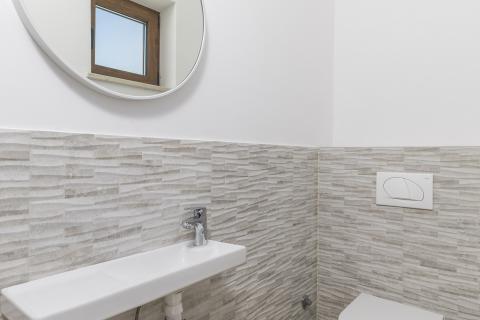 ISTRA, TINJAN Kvalitetna kuća za odmor 160 m2 s bazenom 