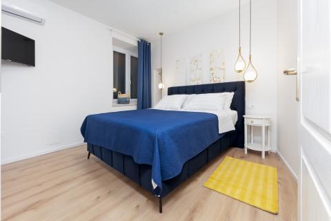 Istra, Rovinj -Renoviran stan u starogradskoj jezgri, 1. kat