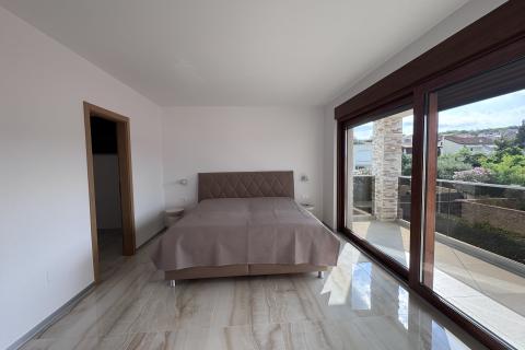 OTOK KRK,MALINSKA moderna villa u novogradnji