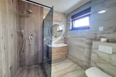 OTOK KRK,MALINSKA moderna villa u novogradnji