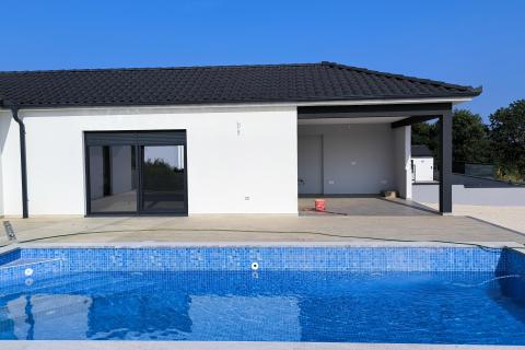 Istra – Marčana, Nova Hiša z Bazenom
