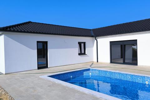 Istra – Marčana, Nova Hiša z Bazenom