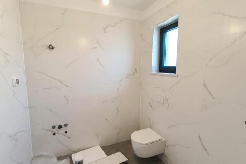 Istra – Marčana, Nova Hiša z Bazenom