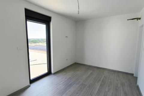 Istra – Marčana, Nova Hiša z Bazenom