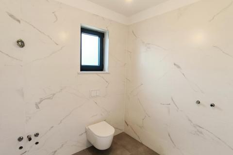 Istra – Marčana, Nova Hiša z Bazenom