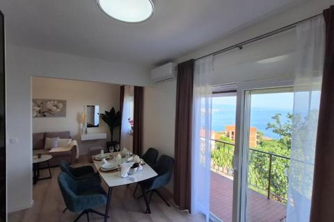 Stan za najam na Pobrima – panoramski pogled na Kvarner