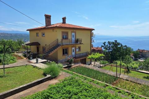 Stan za najam na Pobrima – panoramski pogled na Kvarner