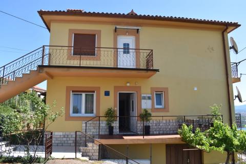 Stan za najam na Pobrima – panoramski pogled na Kvarner